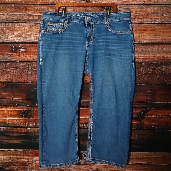 Seven 7 Capri Jeans Plus Size 18 Luxe Embroidered Blue Denim Stretch - Picture 2 of 10